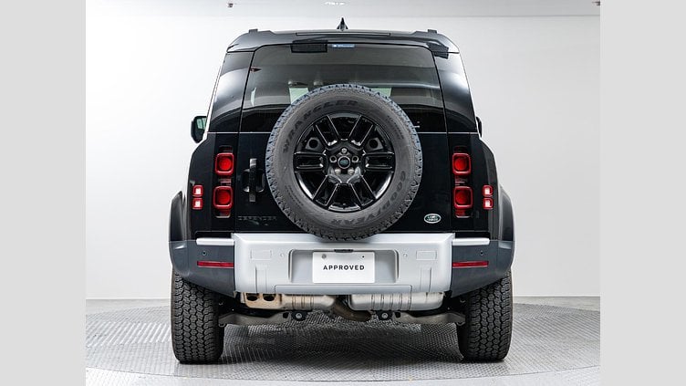 2023 認定中古車 Land Rover Defender 110 Santorini Black 3L ディーゼルエンジン １１０Ｓ Ｄ３００