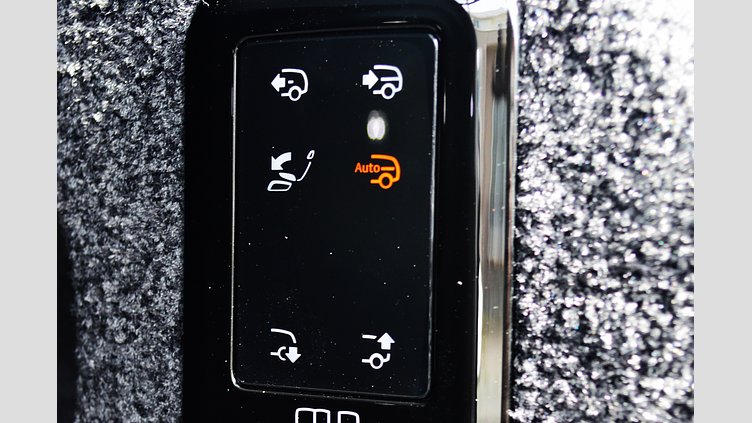 2024 認定中古車 Land Rover Range Rover アイシーホワイト - サテンフィニッシュ P550 AWD PHEV（AT） スタンダードホイールベース SV