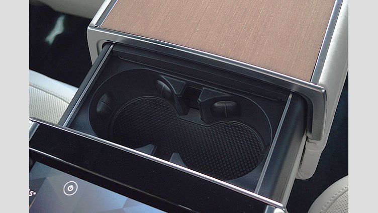 2024 認定中古車 Land Rover Range Rover アイシーホワイト - サテンフィニッシュ P550 AWD PHEV（AT） スタンダードホイールベース SV