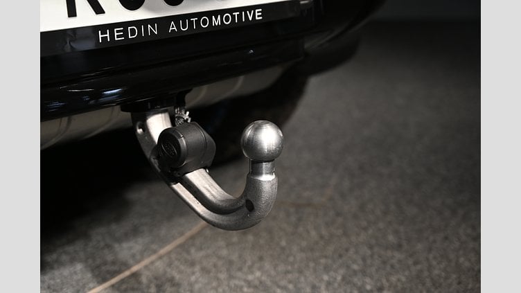 2025 Ny Land Rover Defender 110 Santorini Black AWD 110 P300e X-Dynamic SE