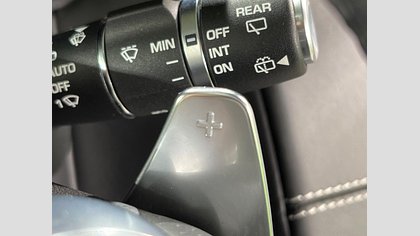 Range Rover Velar 35