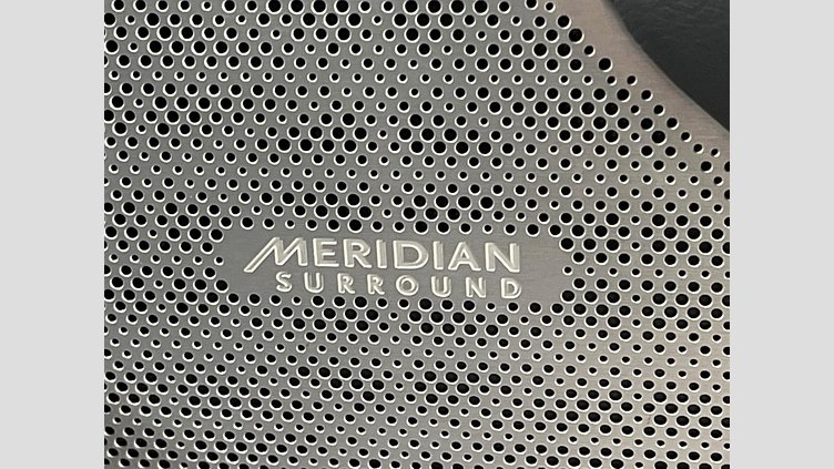 2018 認定中古車 Land Rover Range Rover Velar Santorini Black 4WD R-Dynamic SE