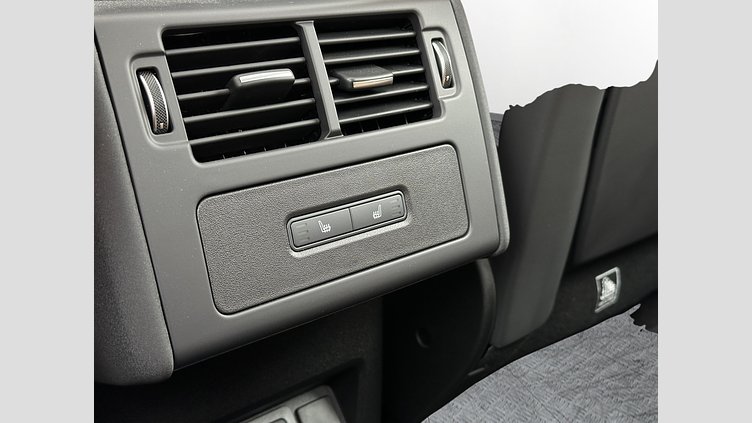 2024 APPROVED Land Rover Discovery Silicon Silver D350 Diesel Mild Hybrid Dynamic HSE