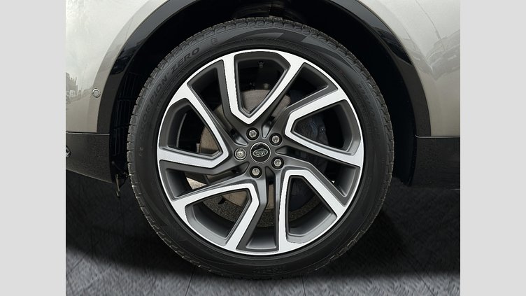 2024 APPROVED Land Rover Discovery Silicon Silver D350 Diesel Mild Hybrid Dynamic HSE