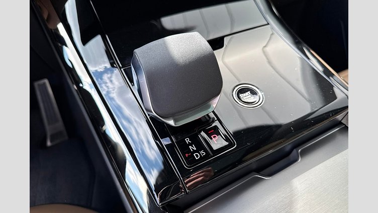 2025 Approved Land Rover Range Rover Sport Giola Green PHEV P460e Dynamic SE