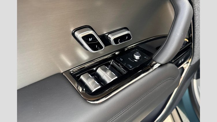 2025 Approved Land Rover Range Rover Sport Giola Green PHEV P460e Dynamic SE