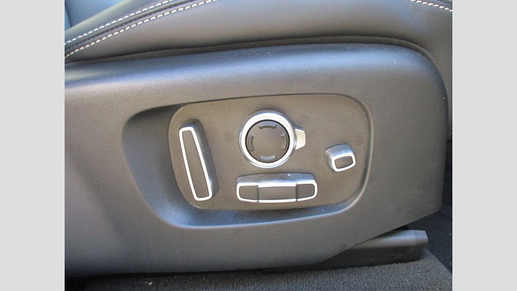 2021 認定中古車 Land Rover Range Rover Velar ハクバシルバー P250 AWD（オートマチック） R-DYNAMIC HSE