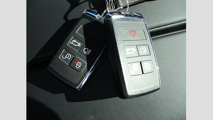 Range Rover Velar 21