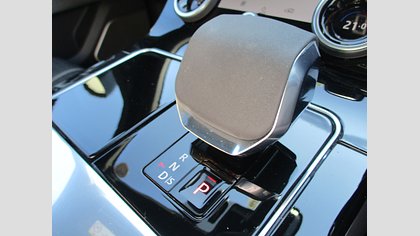 Range Rover Velar 15