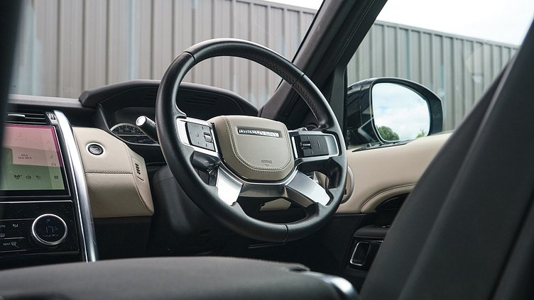 2022 Approved Land Rover Discovery Santorini Black D300 R-Dynamic HSE