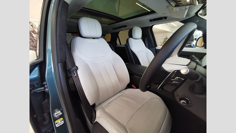 2023 認定中古車 Land Rover Range Rover Sport Giola Green 3.0L　ターボ ファーストエディション　P400