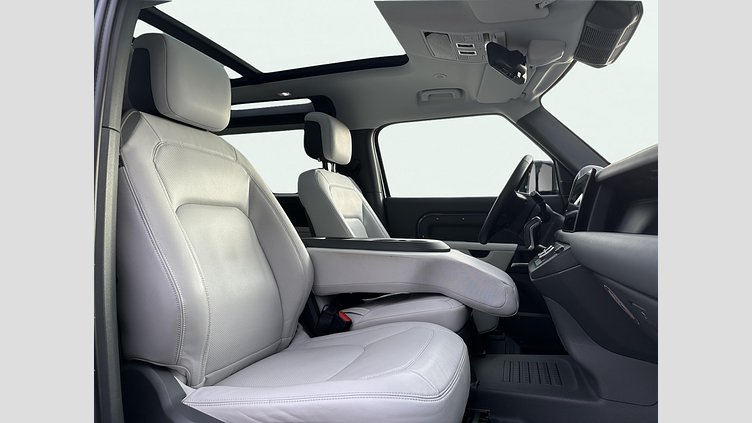 2024 APPROVED Land Rover Defender 90 Tasman Blue D250 Diesel Mild Hybrid X-Dynamic HSE