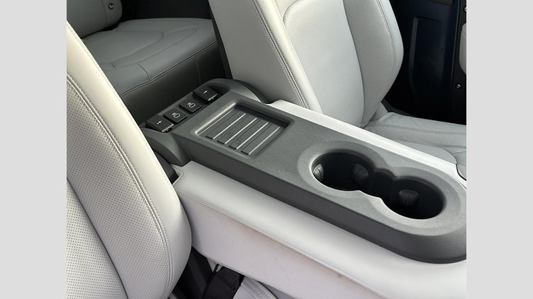 2024 APPROVED Land Rover Defender 90 Tasman Blue D250 Diesel Mild Hybrid X-Dynamic HSE