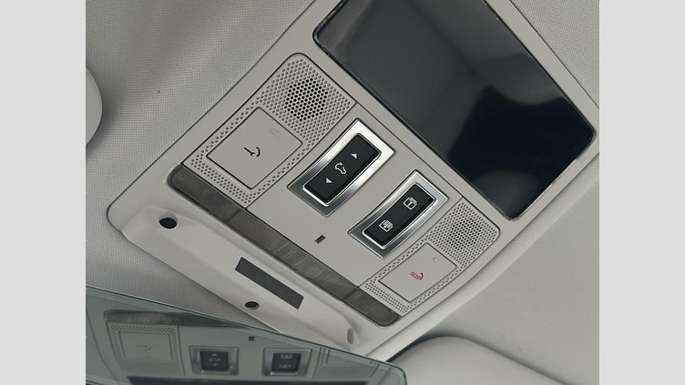 2024 APPROVED Land Rover Defender 90 Tasman Blue D250 Diesel Mild Hybrid X-Dynamic HSE