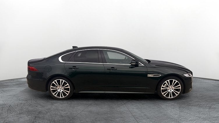 2024 Approved Jaguar XF British Racing Green 2.0D I4 	204 CP
 R-Dynamic SE