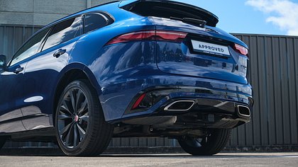 F-Pace 6