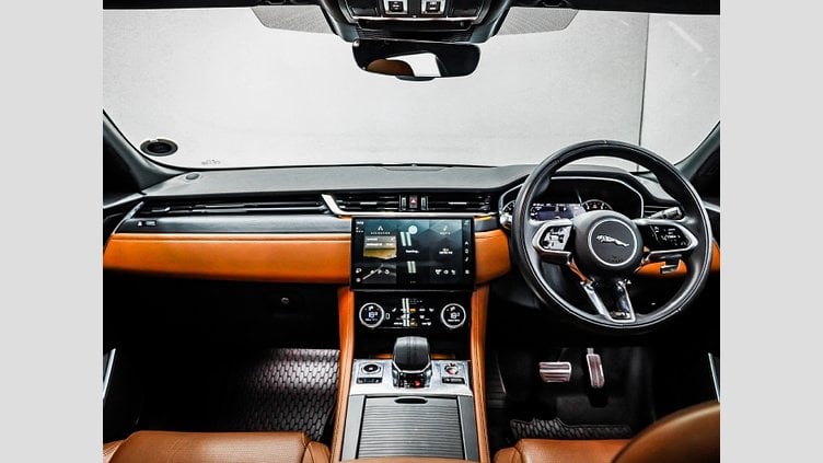 2022 Approved Jaguar F-Pace Santorini Black AWD 2.0D SE R-Dynamic (D200)