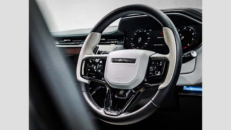 2024 Approved Land Rover Range Rover Sport Obsidian Black - Gloss finish AWD 4.4 SV+ (P635)