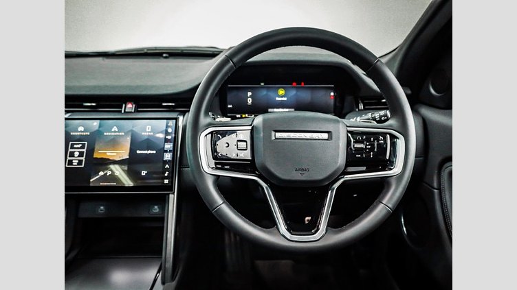 2025 Approved Land Rover Discovery Sport Fuji White AWD 2.0D SE R-Dynamic (D200)