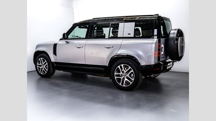 2024 Approved Land Rover Defender 110 Hakuba Silver 4x4 110 D300 SE X-Dynamic (221KW)