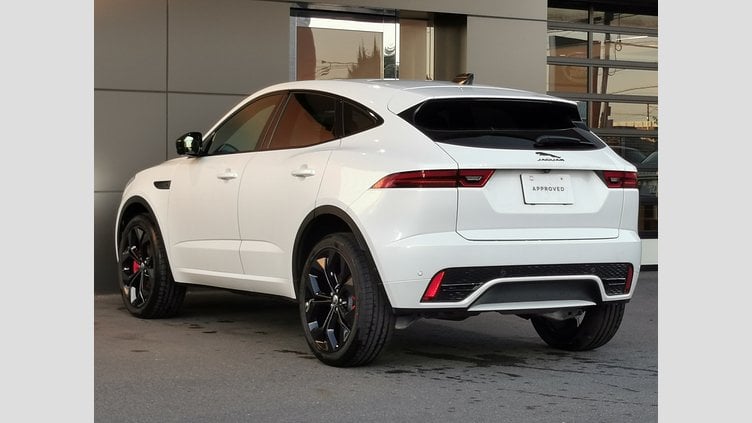 2024 認定中古車 Jaguar E-Pace オストゥーニパールホワイト D200マイルドハイブリッド（ディーゼル） R-DYNAMIC HSE