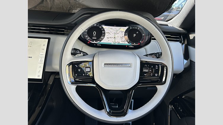 2025 認定中古車 Land Rover Range Rover Sport フジホワイト D300マイルドハイブリッド スタンダードホイールベース Dynamic SE