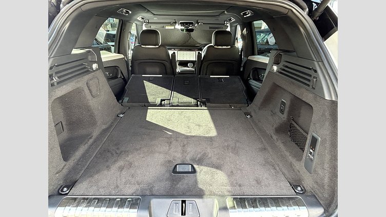 2025 認定中古車 Land Rover Range Rover Sport フジホワイト D300マイルドハイブリッド スタンダードホイールベース Dynamic SE