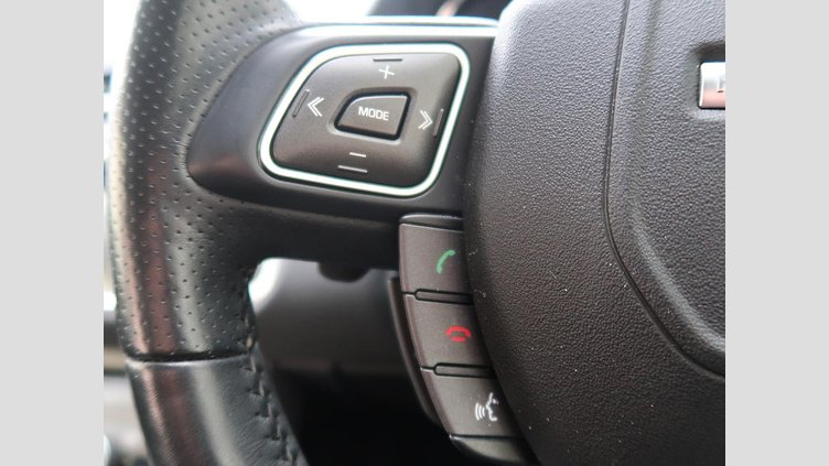 2015 認定中古車 Land Rover Range Rover Evoque Yulong White 2.0 litre Si4 Petrol ＨＳＥダイナミック