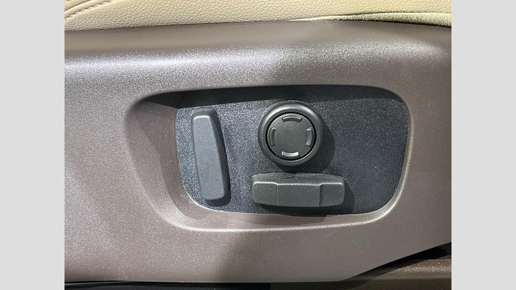 2020 認定中古車 Land Rover Range Rover Sport Fuji White ４WD SE