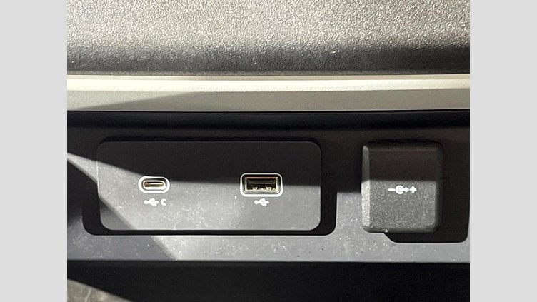 2023 認定中古車 Land Rover Defender 110 Carpathian Grey 4WD S