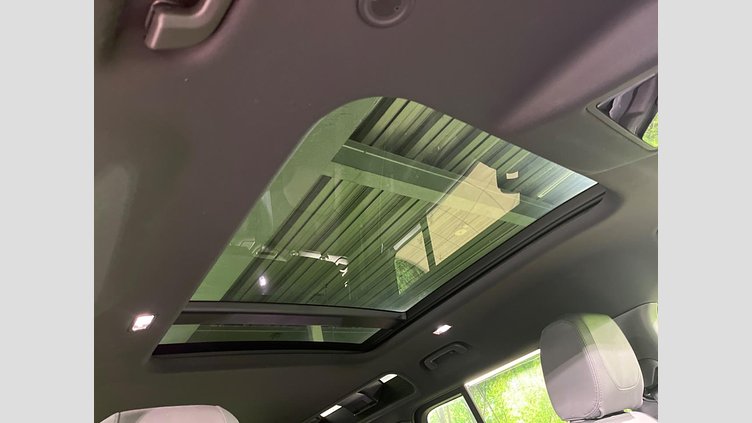 2023 認定中古車 Land Rover Defender 110 Carpathian Grey 4WD S