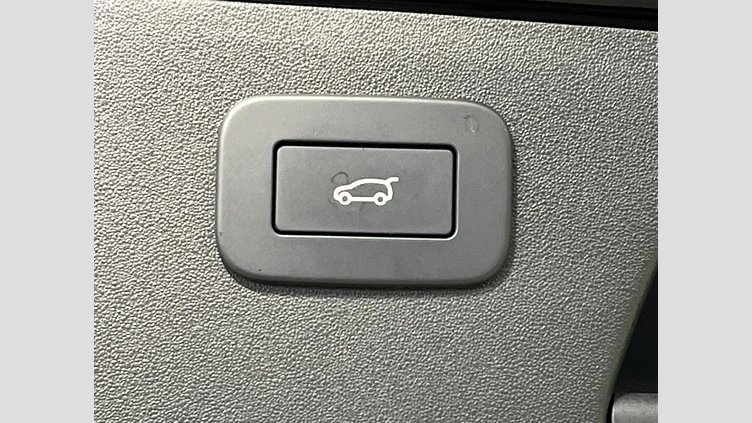 2023 認定中古車 Jaguar E-Pace Santorini Black 4WD R-DYNAMIC HSE