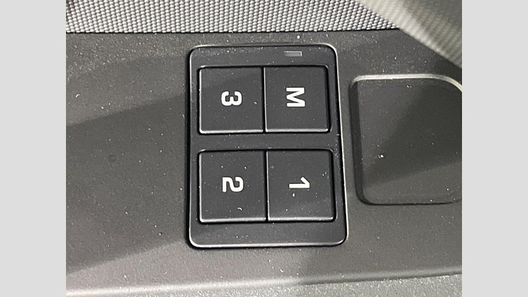 2024 認定中古車 Land Rover Defender 110 Carpathian Grey ４WD XーダイナミックHSE