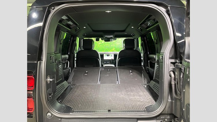 2024 認定中古車 Land Rover Defender 110 Carpathian Grey ４WD XーダイナミックHSE