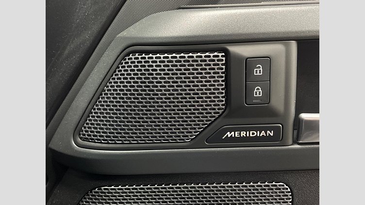 2024 認定中古車 Land Rover Defender 110 Carpathian Grey ４WD XーダイナミックHSE