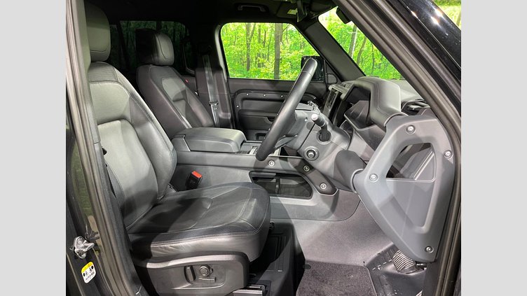 2024 認定中古車 Land Rover Defender 110 Carpathian Grey ４WD XーダイナミックHSE