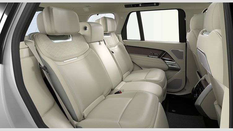 2025 Ny Land Rover Range Rover Ionian Silver - blank finish P550e AWD AUTO PHEV Standard hjulbas SV