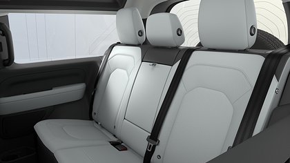 Defender 90 6