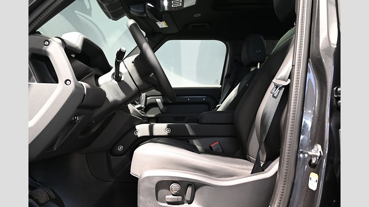 2025 Ny Land Rover Defender 110 Carpathian Grey AWD D300 X-Dynamic SE