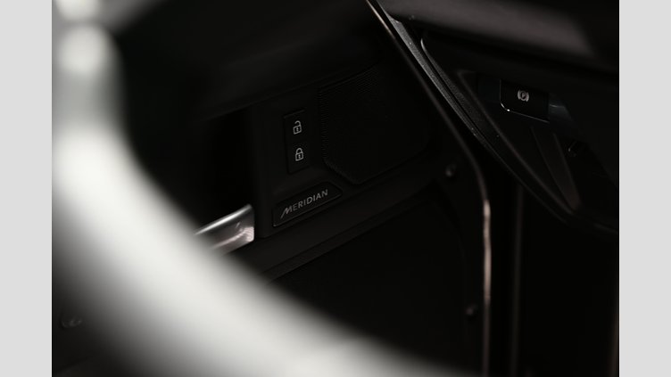 2025 Ny Land Rover Defender 110 Carpathian Grey AWD D300 X-Dynamic SE