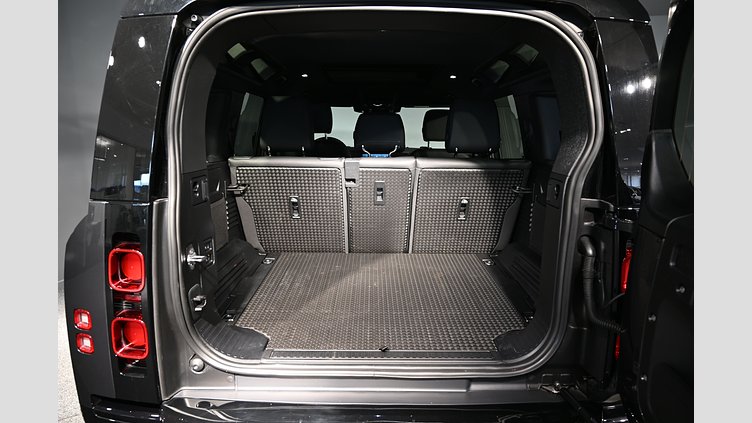 2025 Ny Land Rover Defender 110 Carpathian Grey AWD D300 X-Dynamic SE