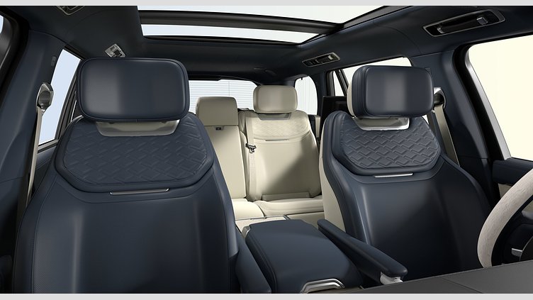 2025 New Land Rover Range Rover Obsidian Black in Gloss finish P400 Petrol Mild Hybrid Long Wheelbase SV