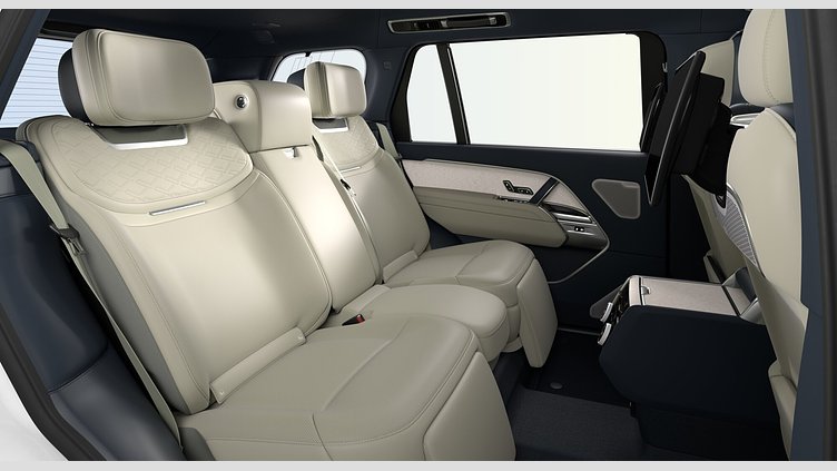 2025 New Land Rover Range Rover Obsidian Black in Gloss finish P400 Petrol Mild Hybrid Long Wheelbase SV