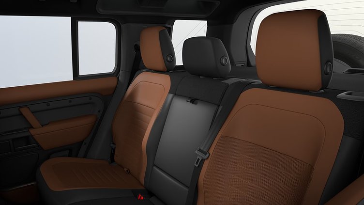 2026 NAUJI AUTOMOBILIAI Land Rover Defender 110 Petra Copper P635 Petrol V8 Mild Hybrid OCTA OCTA