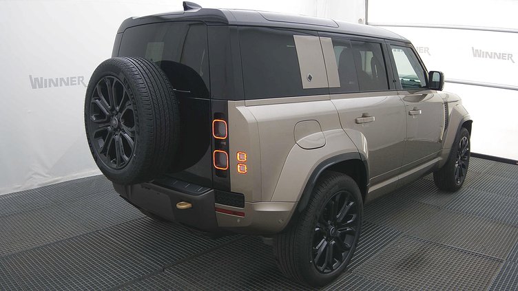2025 Новий Land Rover Defender 110 Petra Copper 4WD OCTA