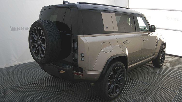 2025 Новий Land Rover Defender 110 Petra Copper 4WD OCTA