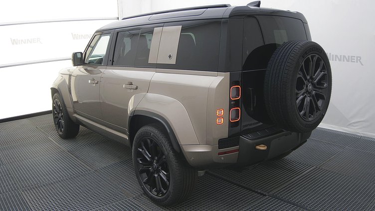 2025 Новий Land Rover Defender 110 Petra Copper 4WD OCTA