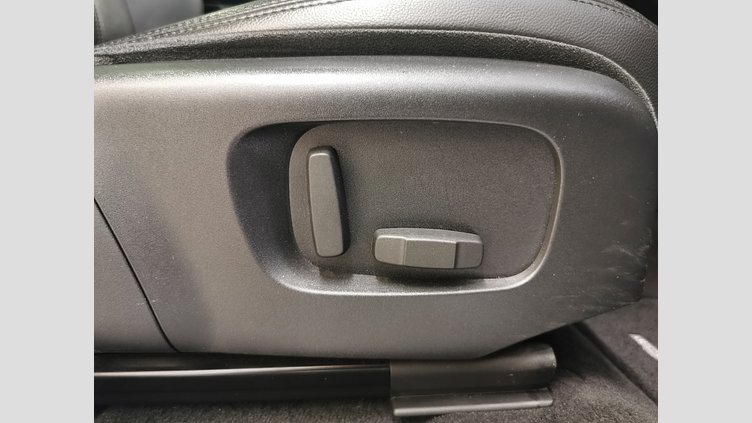 2019 認定中古車 Land Rover Range Rover Evoque カルパチアングレー D180 R-DYNAMIC S