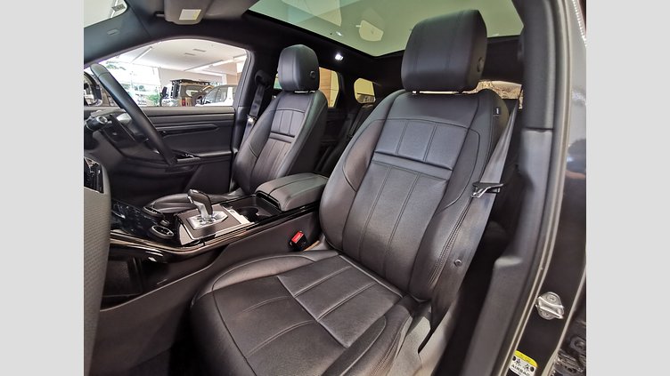 2019 認定中古車 Land Rover Range Rover Evoque カルパチアングレー D180 R-DYNAMIC S