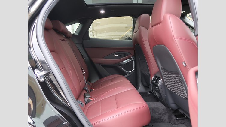 2023 認定中古車 Jaguar E-Pace サントリーニブラック P250 AWD（オートマチック） R-DYNAMIC SE